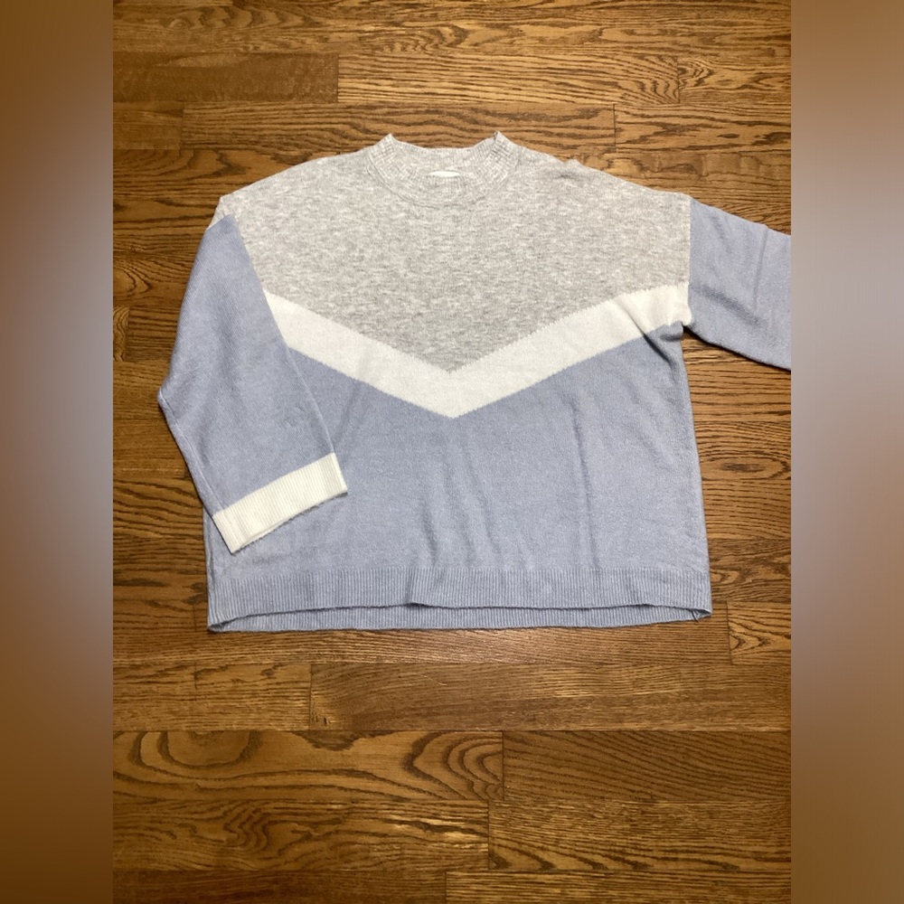 Andree by Unit Relaxed Fit Sweater Heathered Gray And Blue Chevron Size Large